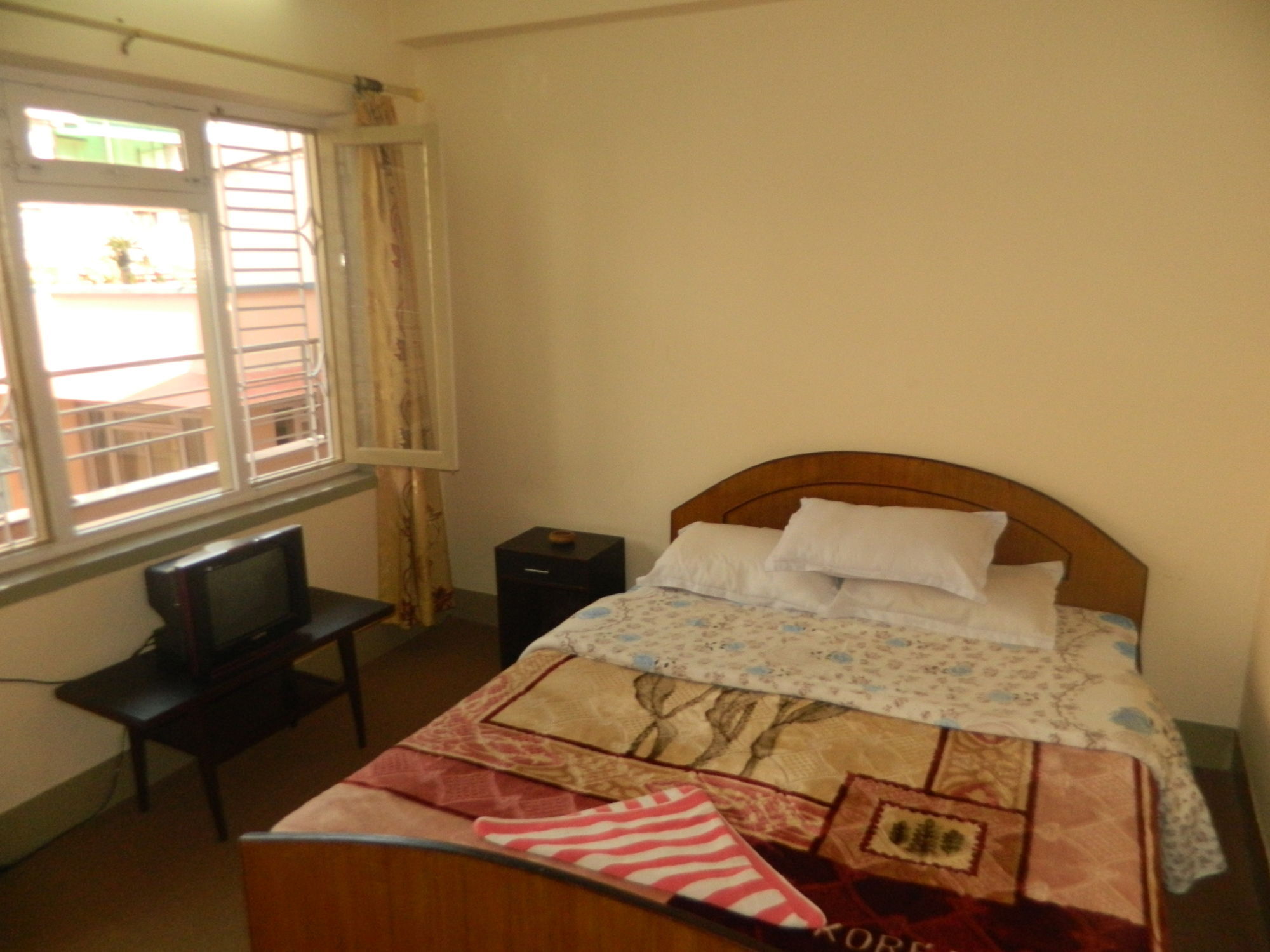 Om Tara Guest House Pvt Ltd Katmandu Dış mekan fotoğraf