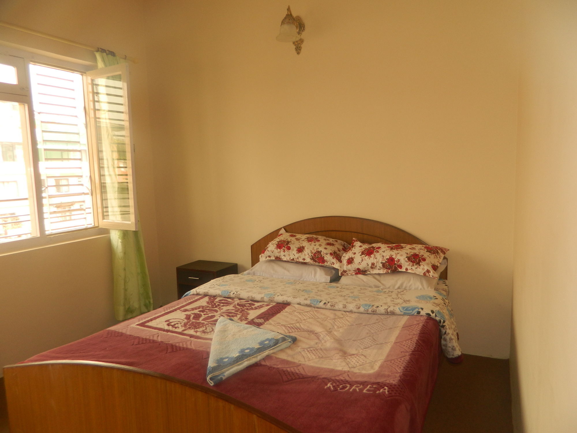 Om Tara Guest House Pvt Ltd Katmandu Dış mekan fotoğraf